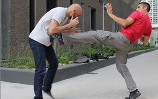 boxe_de_rue_-_eric_quequet_-_pointe_plexus