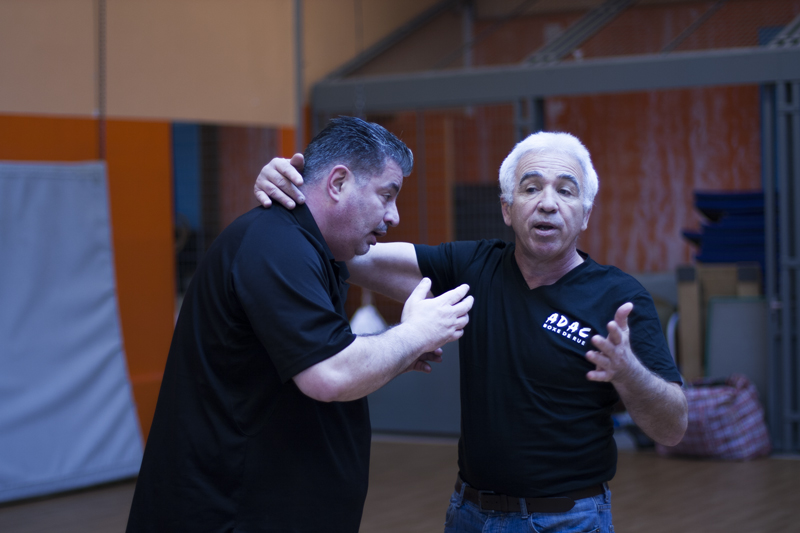 Robert Paturel stage Boxe de rue et défense contre couteau